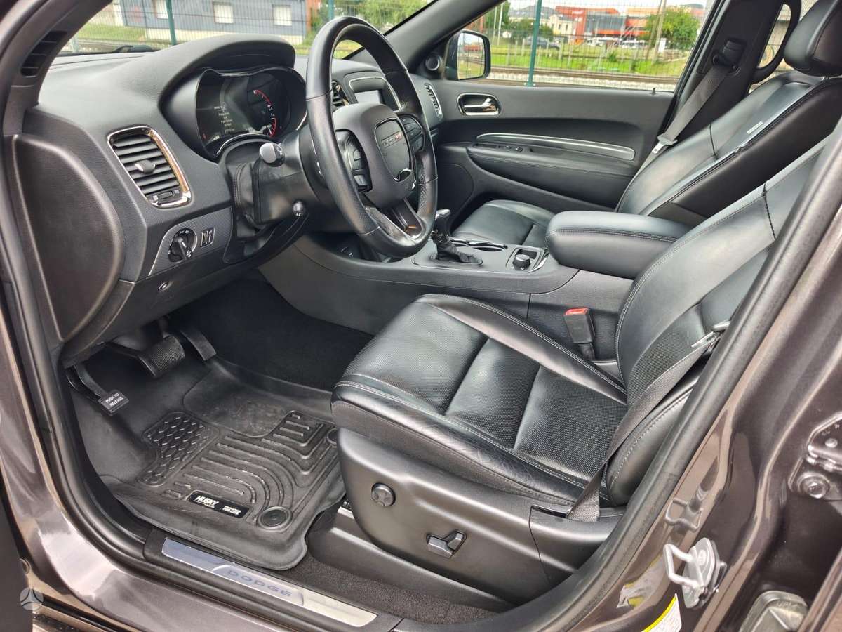 Dodge Durango, 5.7 l., off-road / crossover