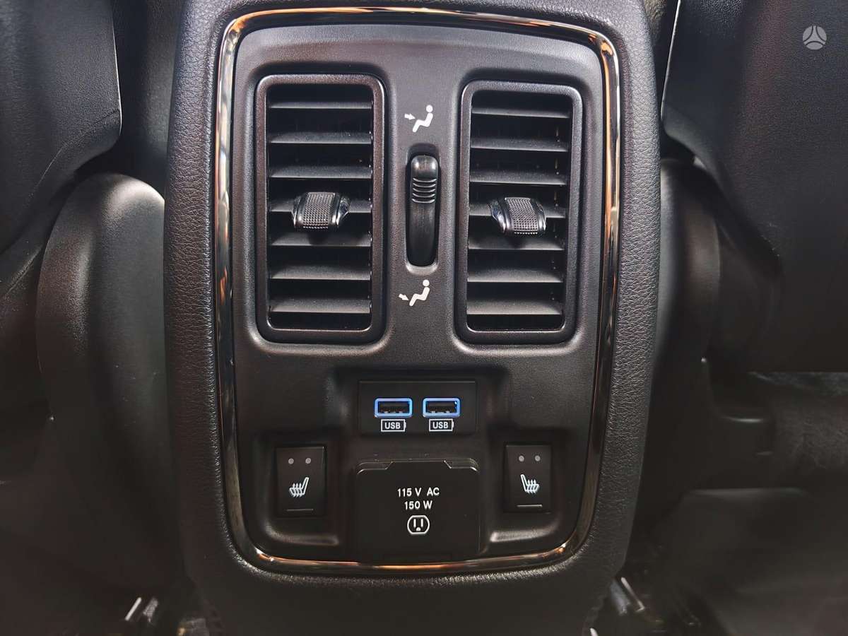 Dodge Durango, 5.7 l., off-road / crossover