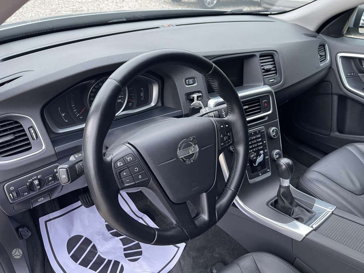 Volvo V60, 1.6 l., Универсал