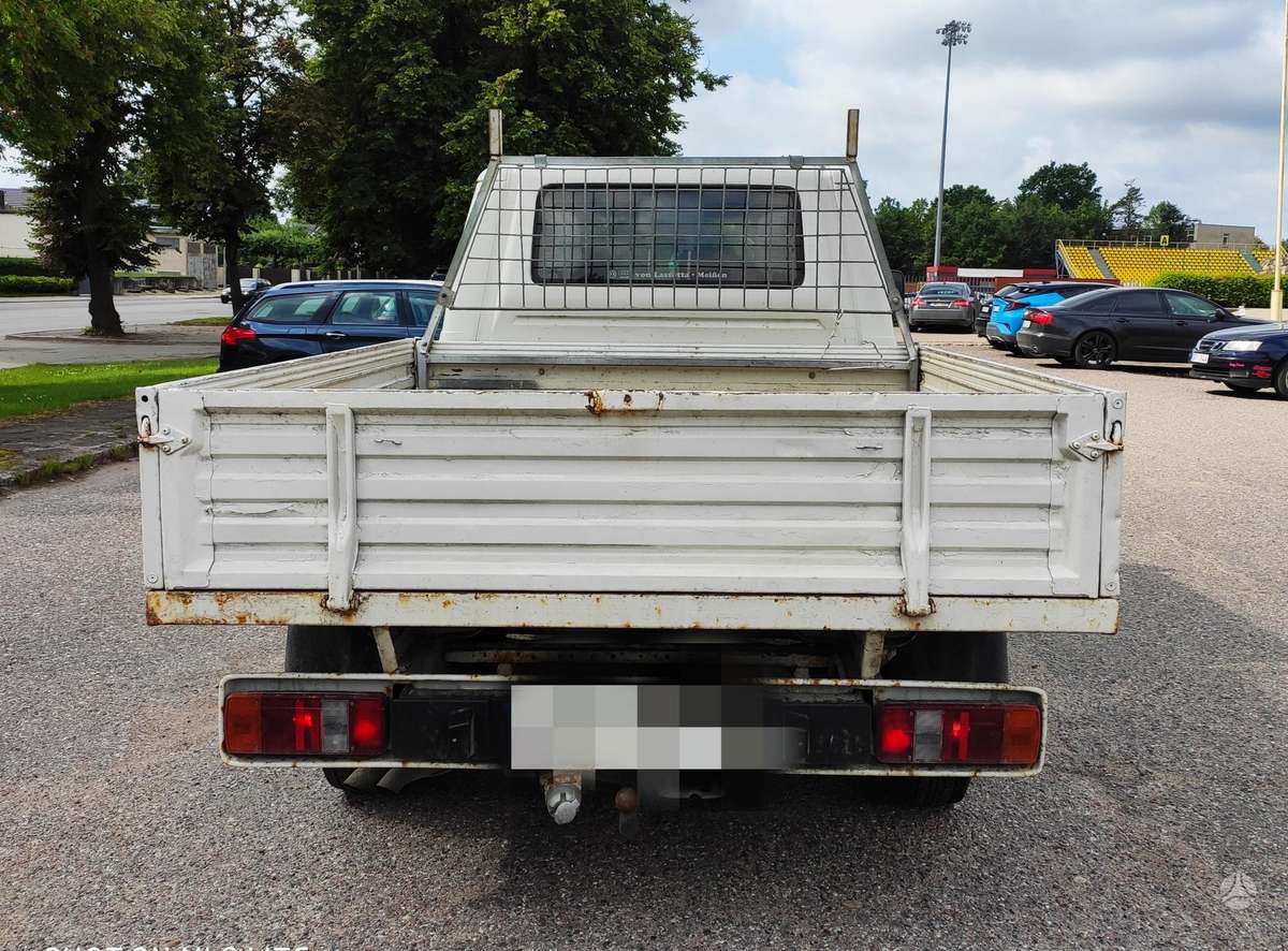 Volkswagen Transporter - 3