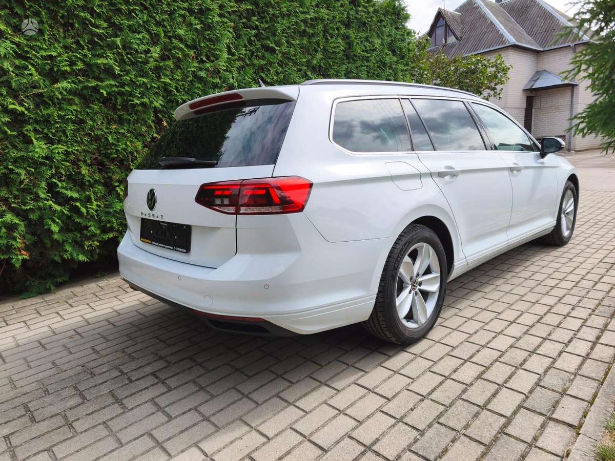 Volkswagen Passat - 7