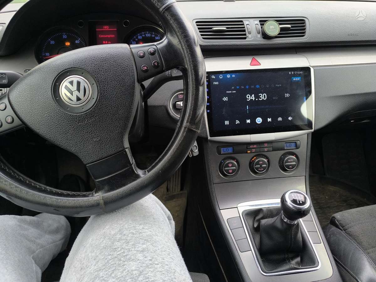Volkswagen Passat - 7