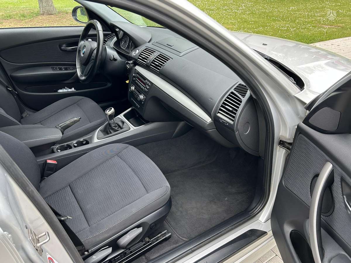 BMW 118, Хэтчбек