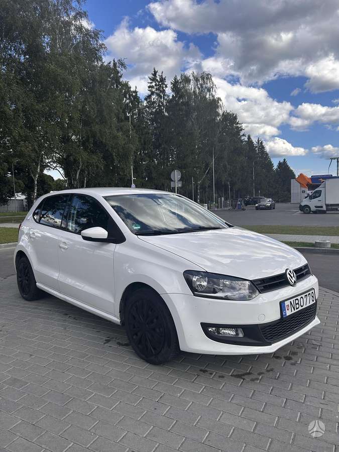Volkswagen Polo - 1