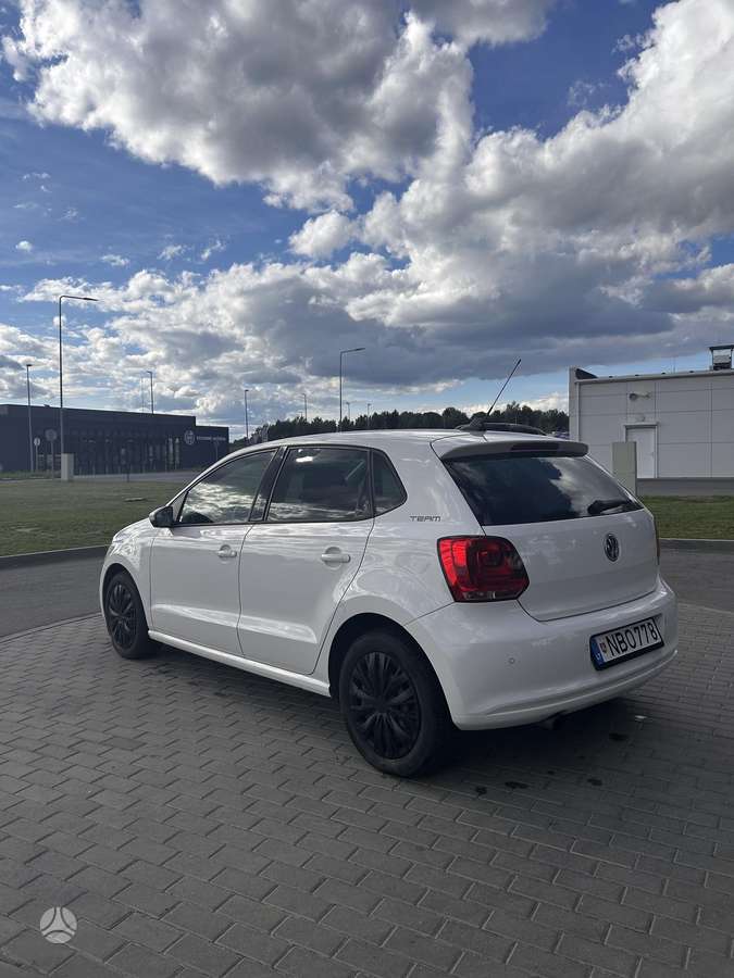 Volkswagen Polo - 5