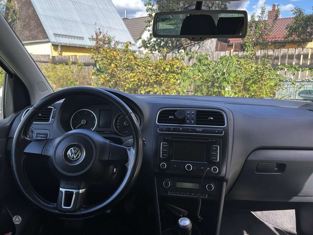 Volkswagen Polo - 9