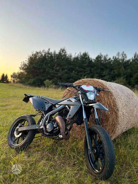 Rieju MRT 50 50cc, мотороллеры / мопеды