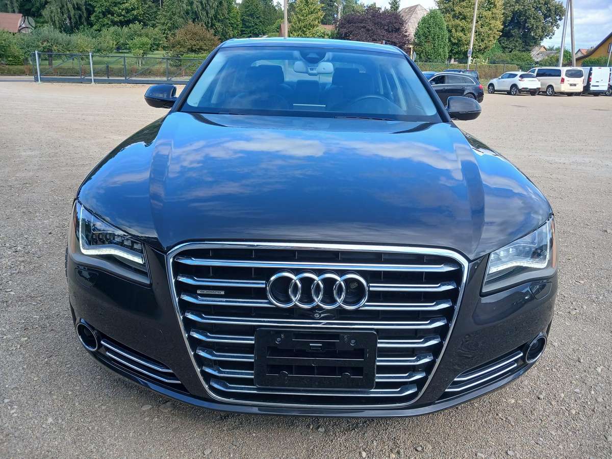 Audi A8, 4.0 l., limousine