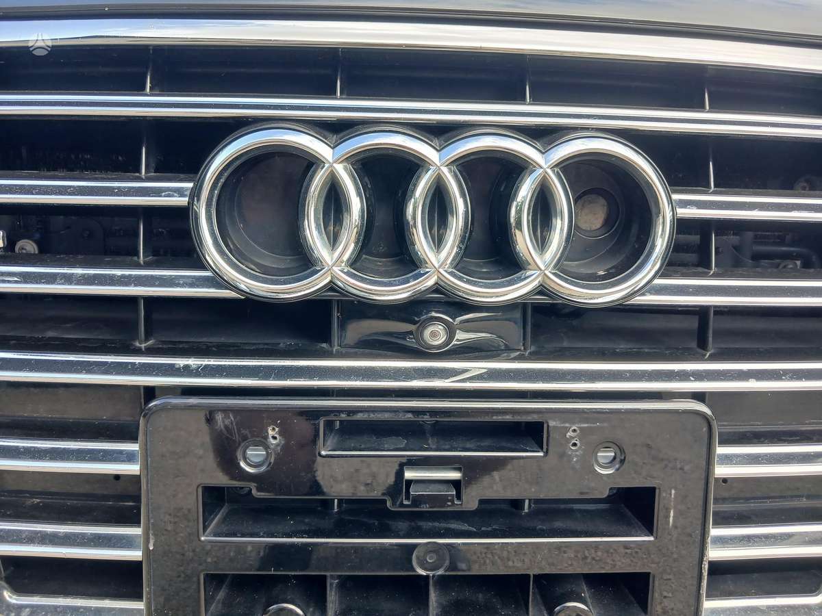 Audi A8, 4.0 l., Лимузин