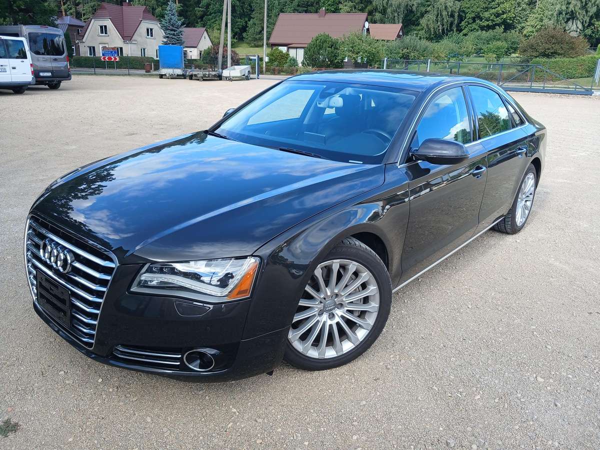 Audi A8, 4.0 l., limousine