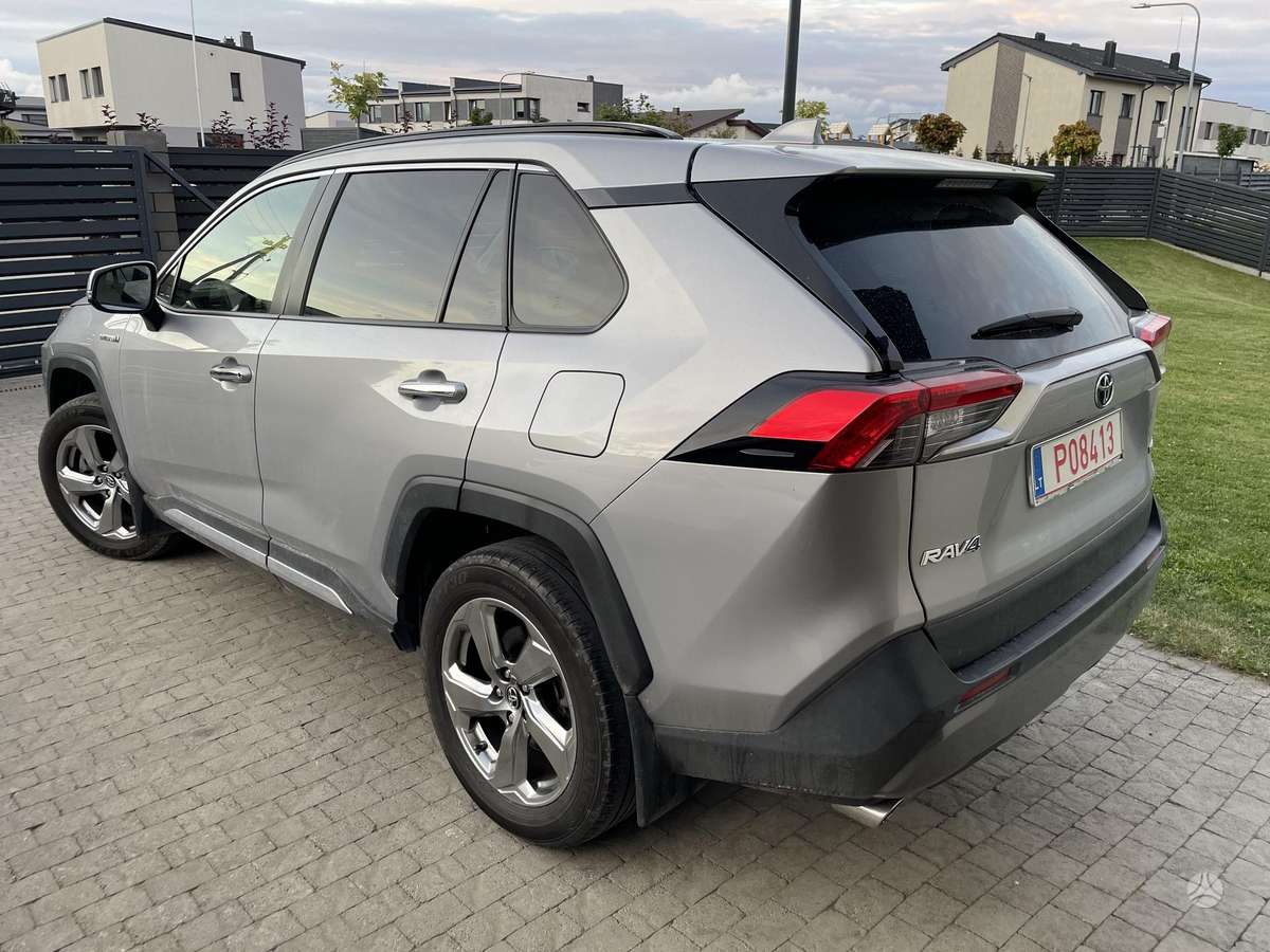 Toyota RAV4 - 2