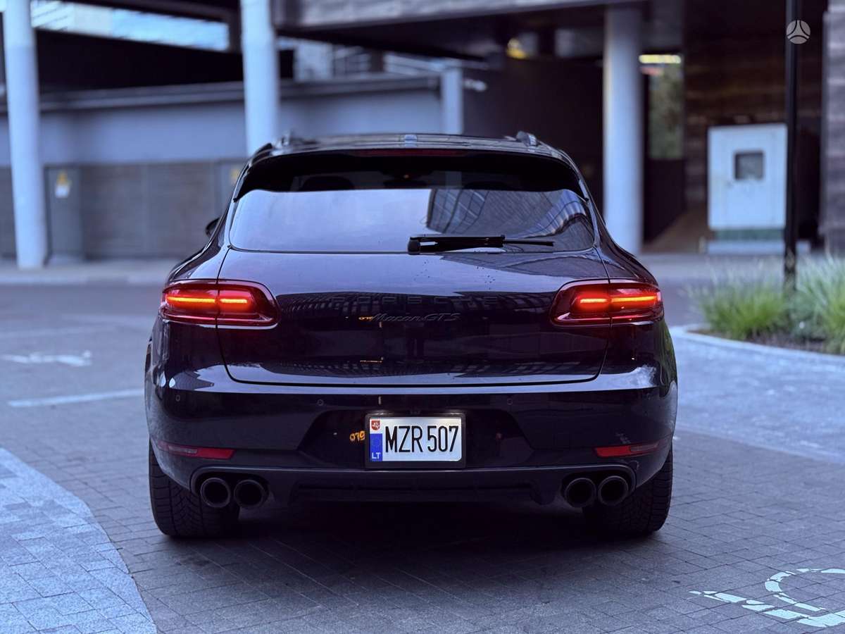 Porsche Macan, 3.0 l., off-road / crossover