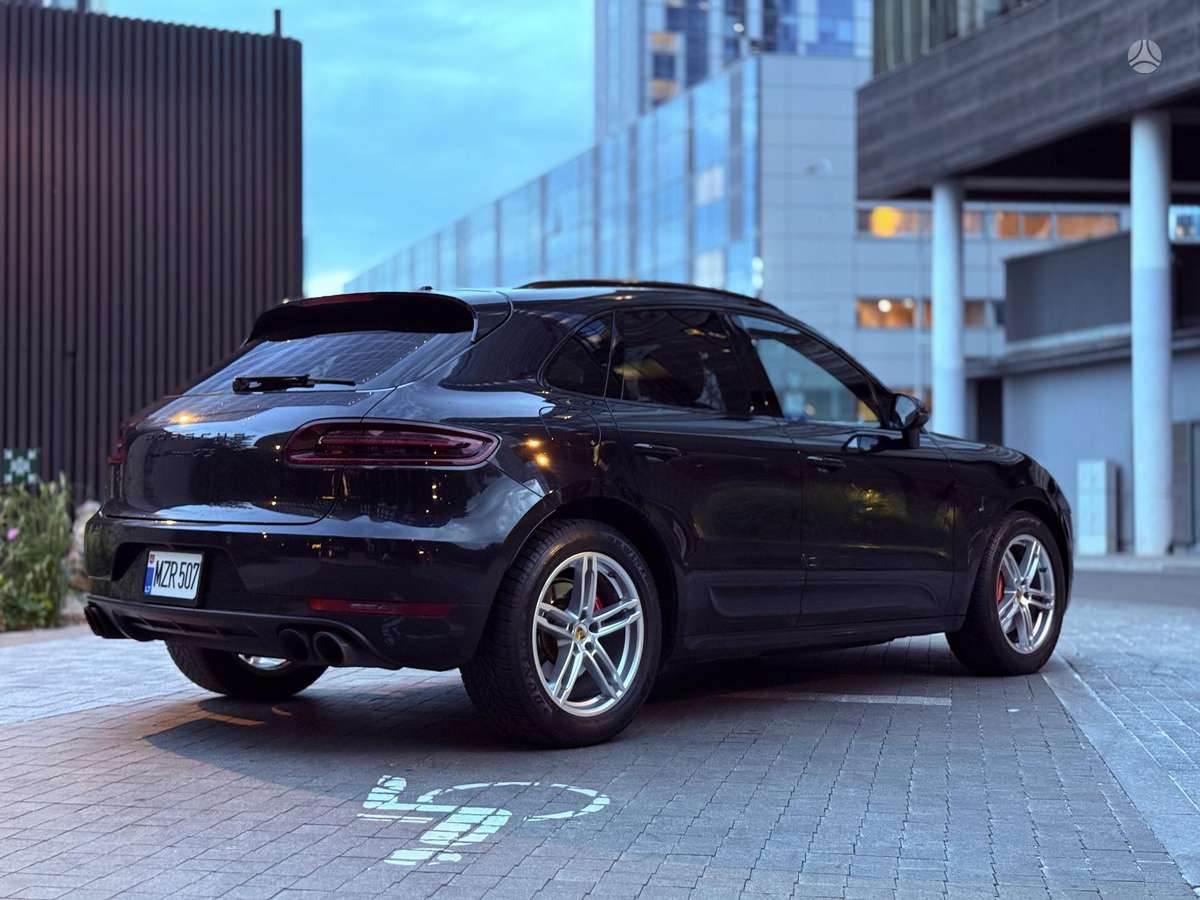 Porsche Macan, 3.0 l., off-road / crossover