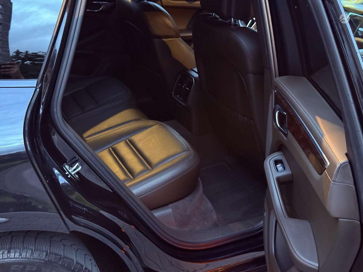 Porsche Macan, 3.0 l., off-road / crossover