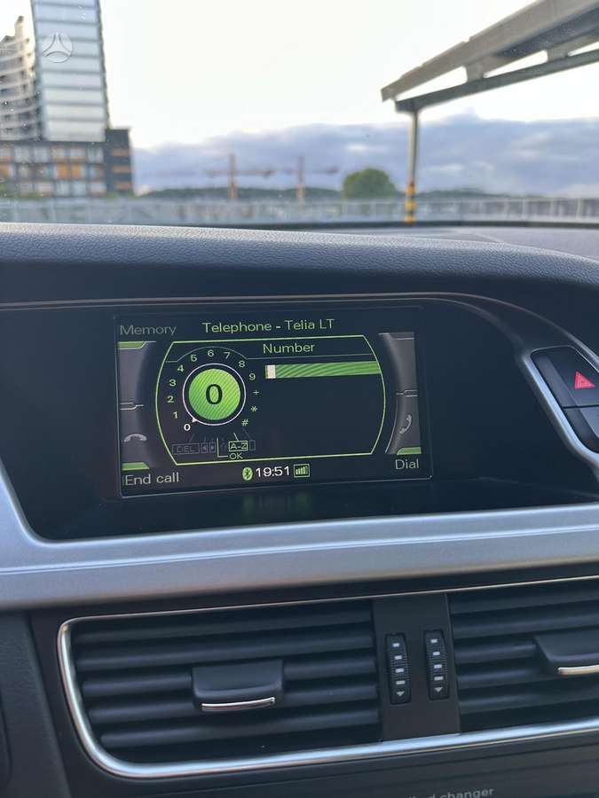 Audi A4, 2.0 l., Универсал