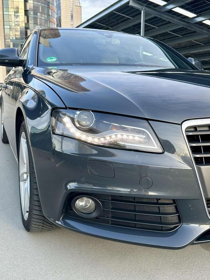 Audi A4, 2.0 l., universalas