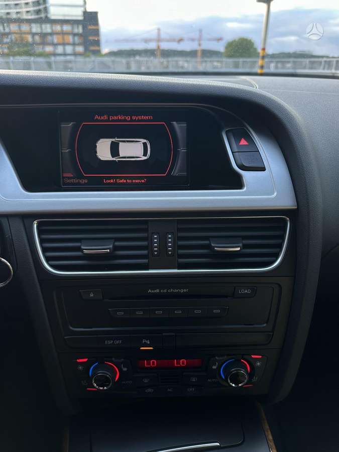 Audi A4, 2.0 l., universalas