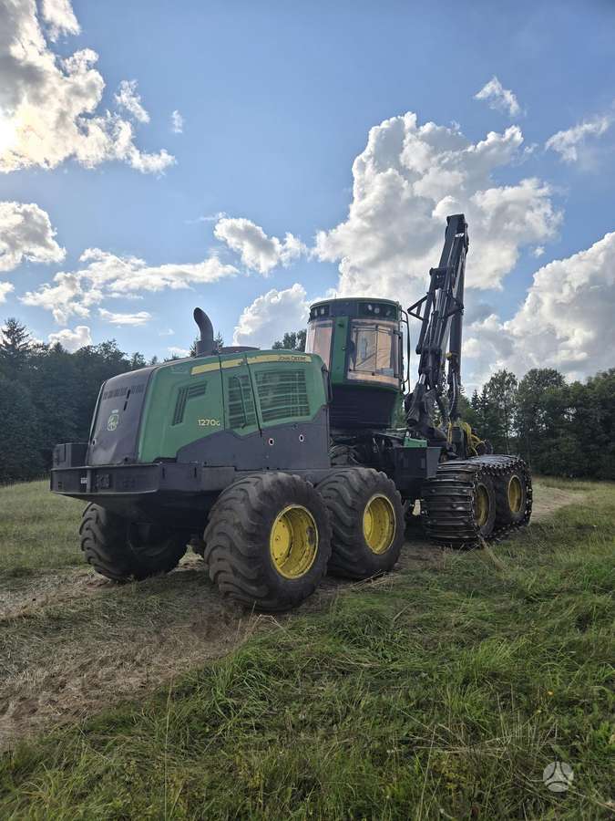 John Deere 1270G, харвестеры
