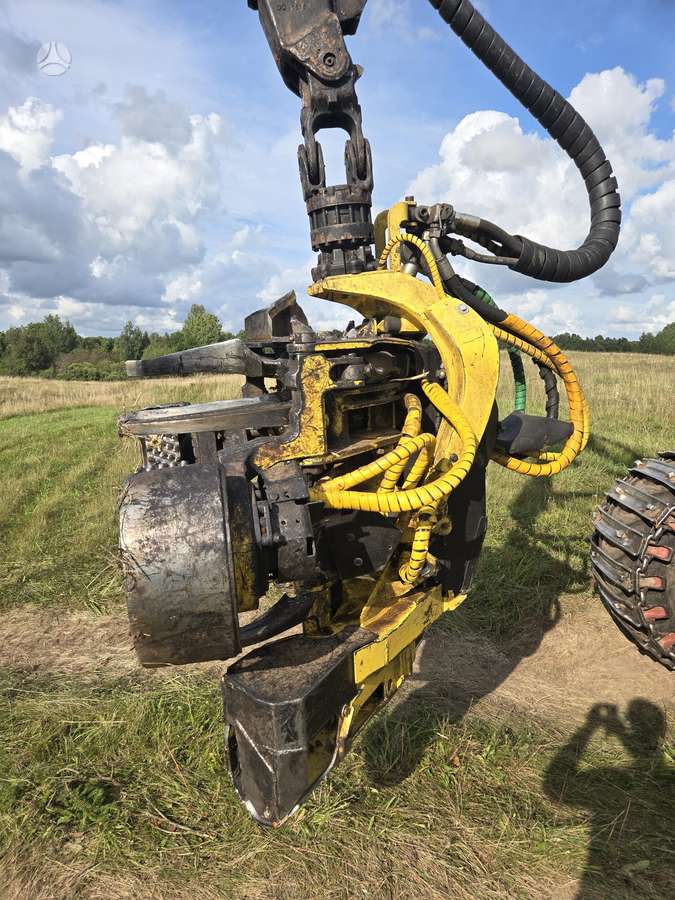 John Deere 1270G, харвестеры