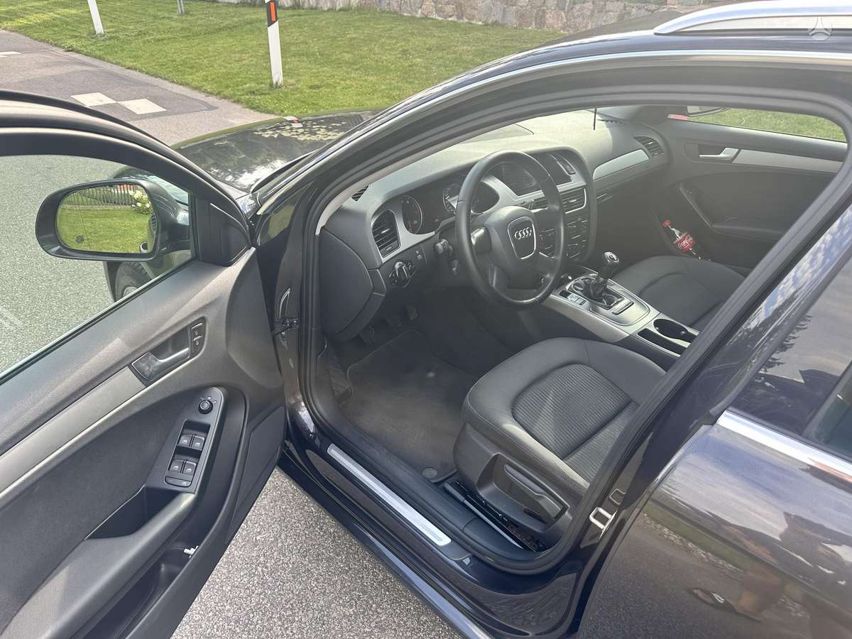Audi A4, 1.8 l., Универсал