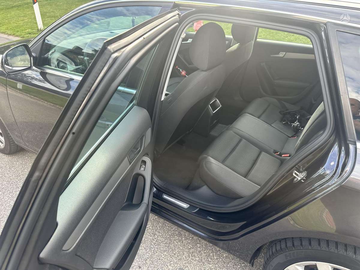 Audi A4, 1.8 l., Универсал