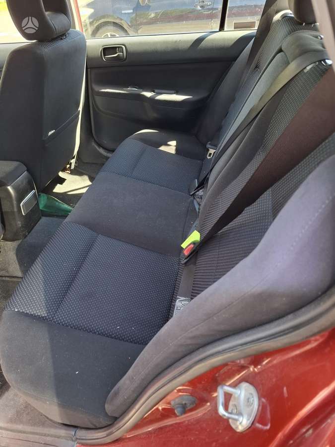 Mitsubishi Lancer, 1.6 l., Универсал