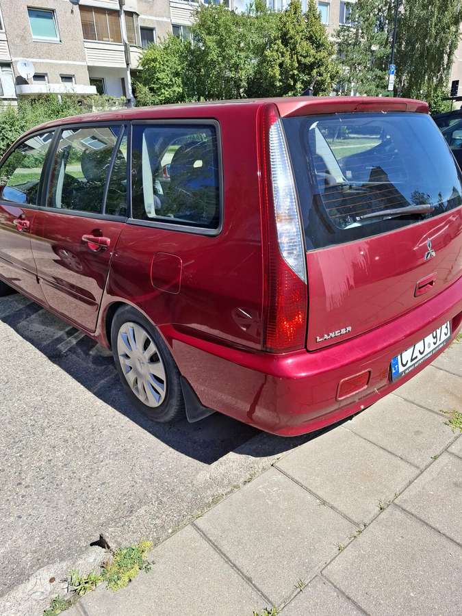 Mitsubishi Lancer, 1.6 l., Универсал
