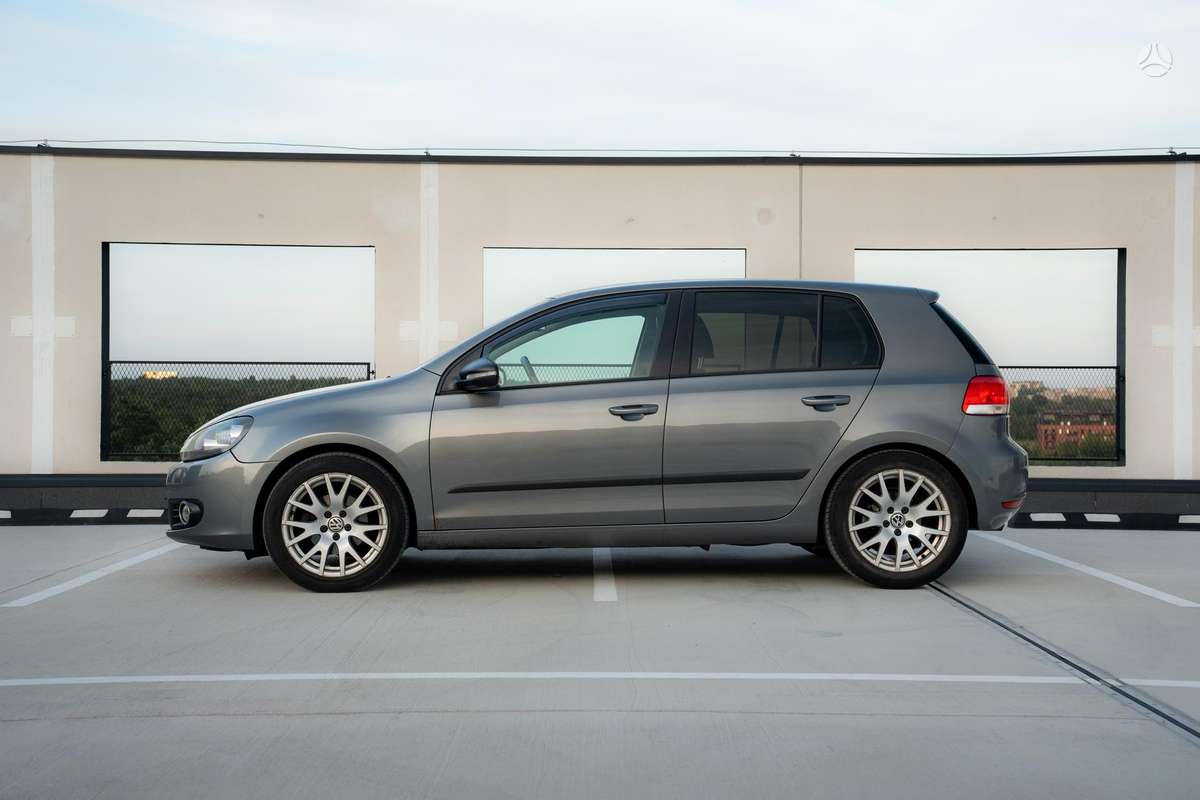 Volkswagen Golf - 7