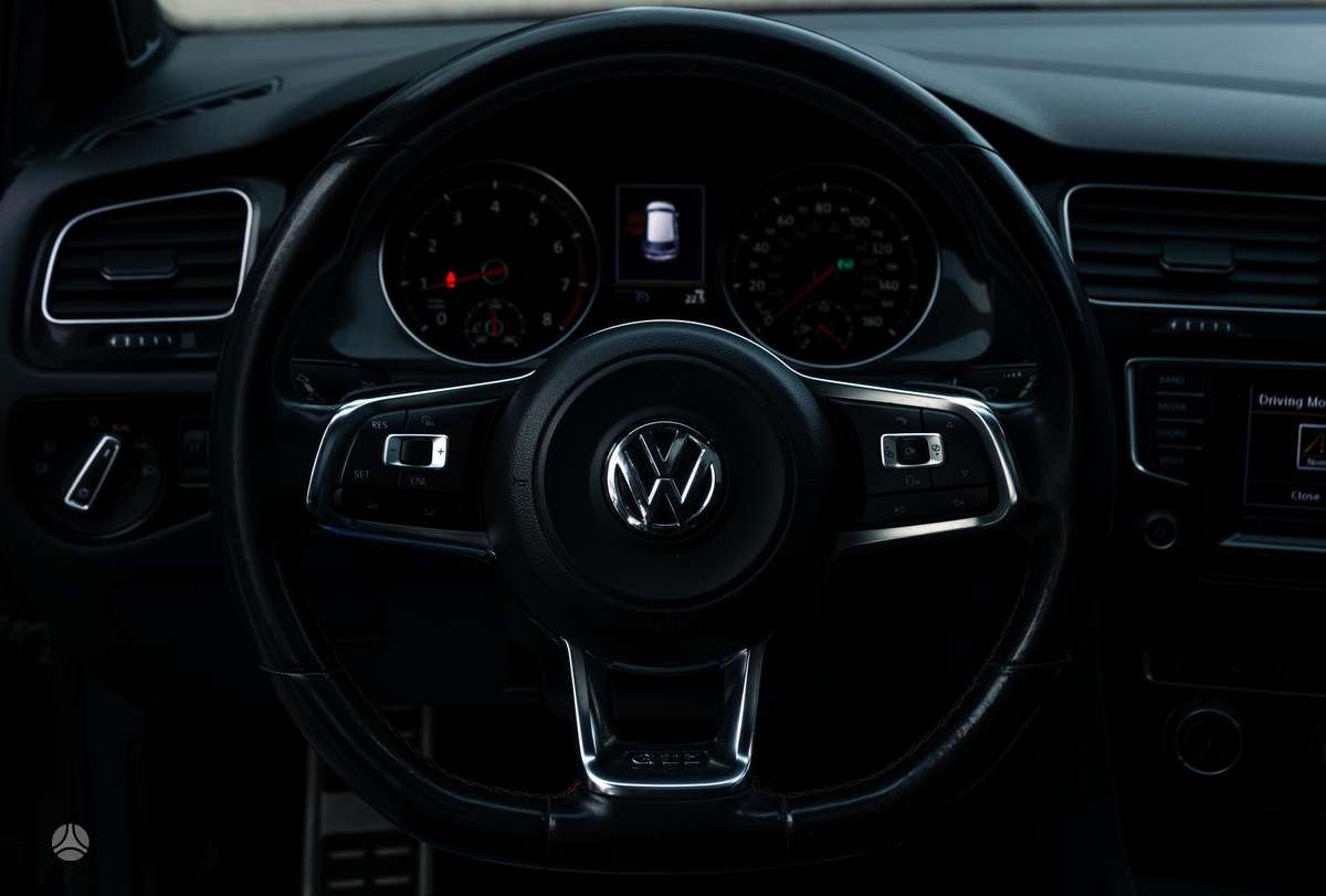 Volkswagen Golf, 2.0 l., hatchback