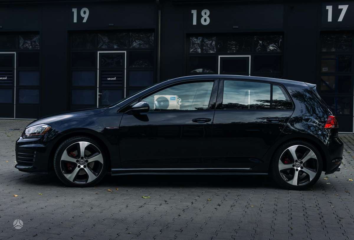 Volkswagen Golf, 2.0 l., hatchback