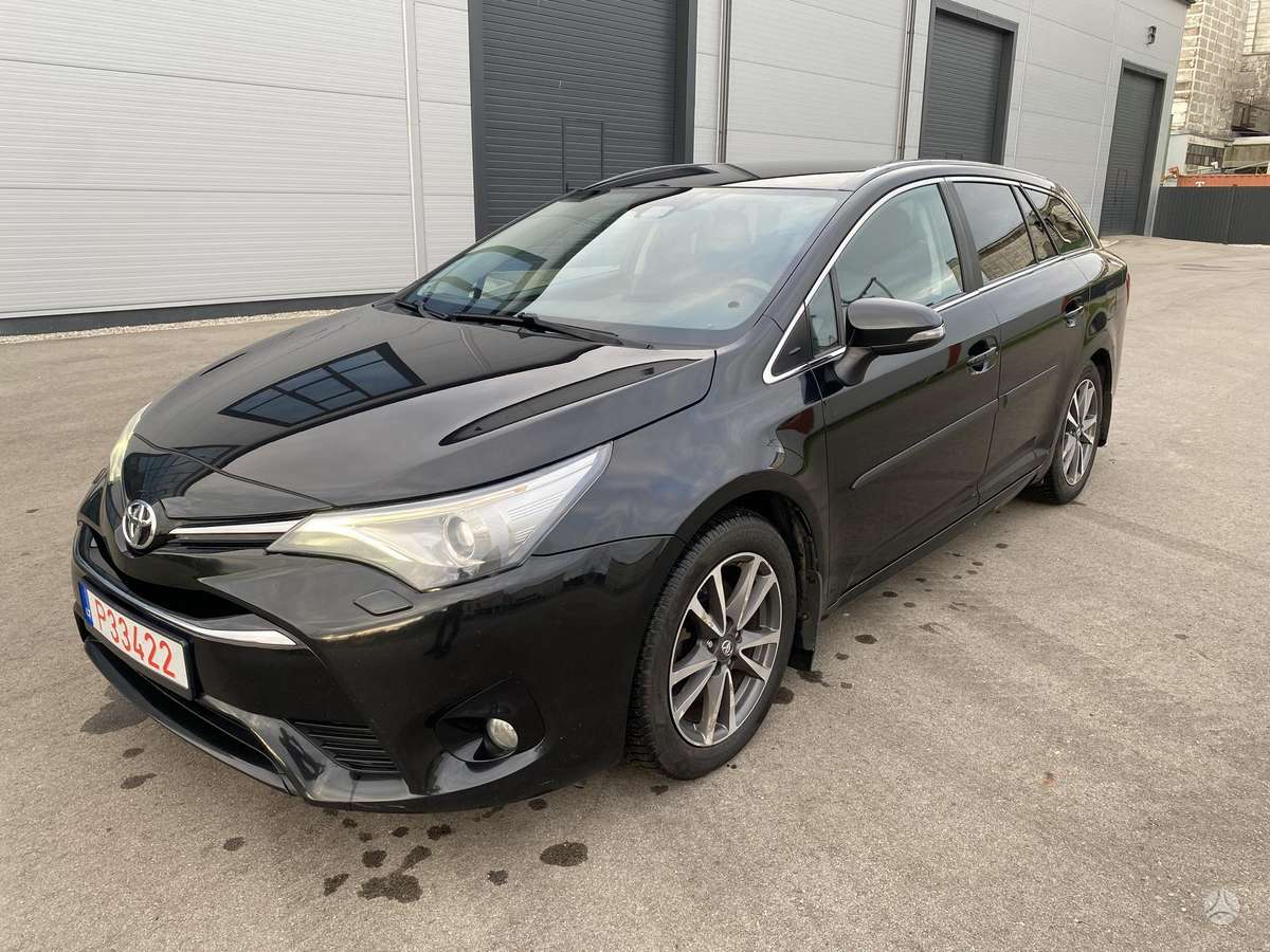 Toyota Avensis - 2