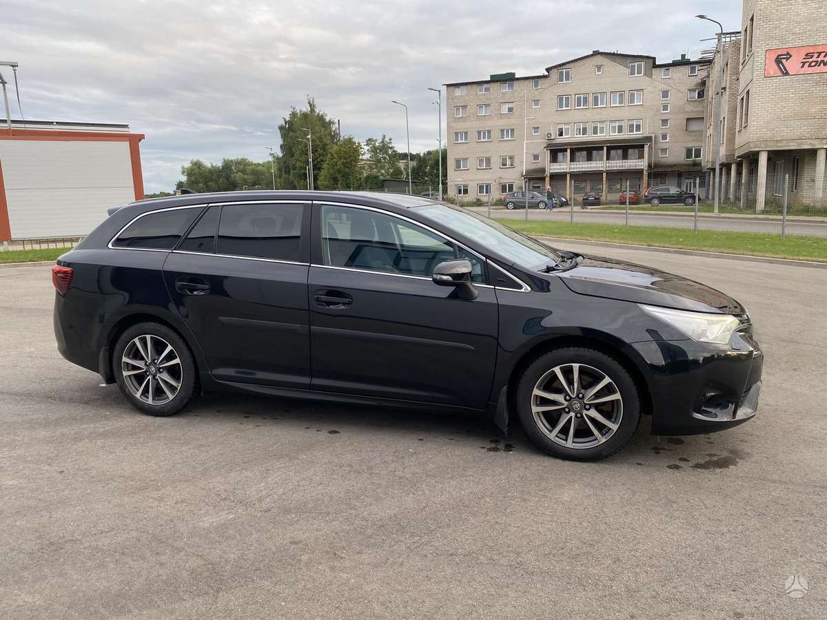 Toyota Avensis - 6