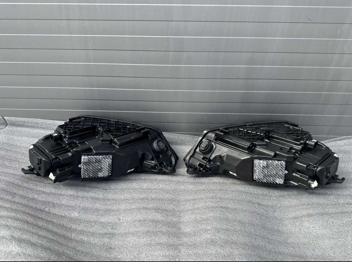 Audi Q5, 80A941033 / 80A941034, kėbulo dalys