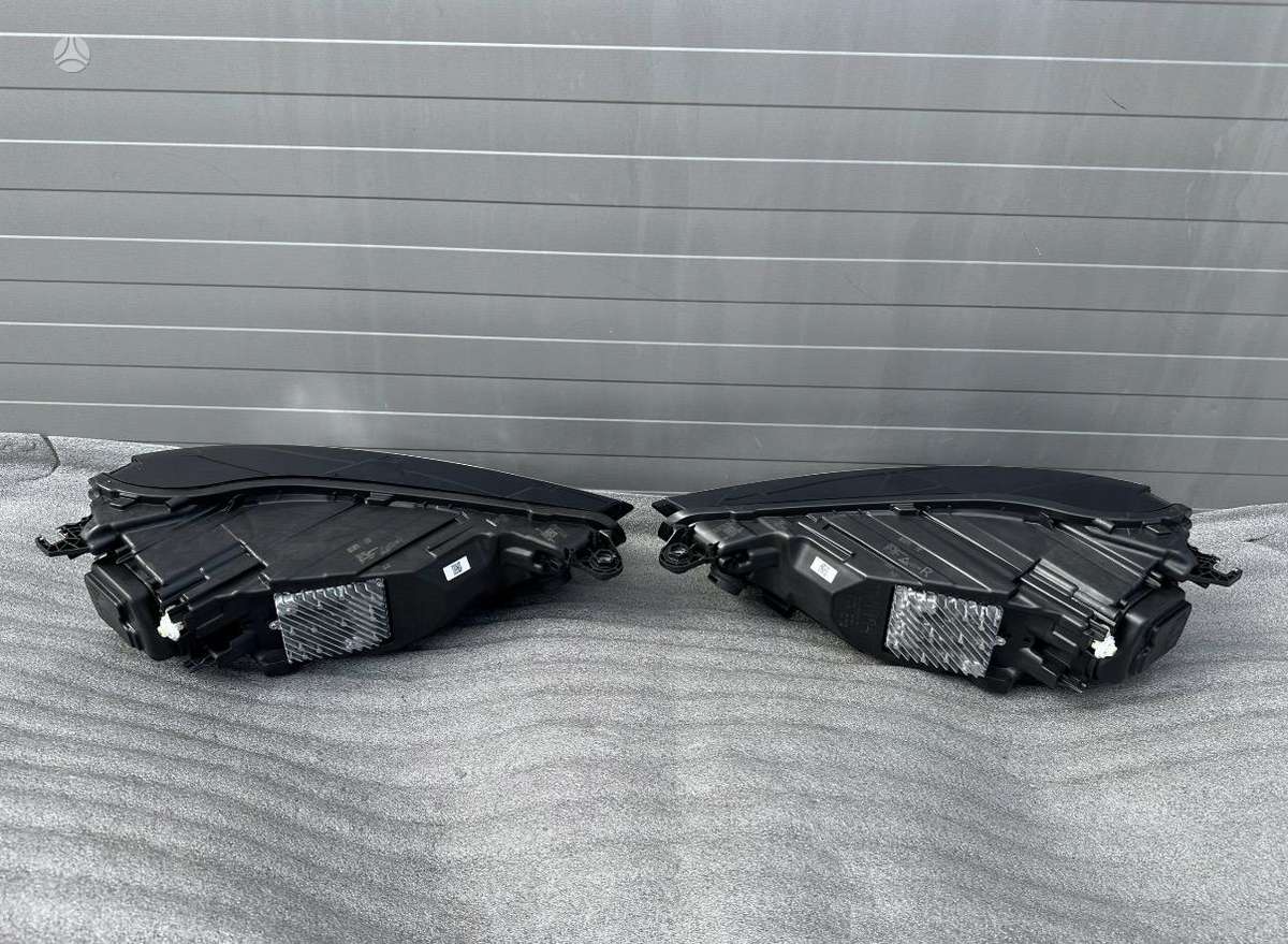 Audi Q5, 80A941033 / 80A941034, kėbulo dalys