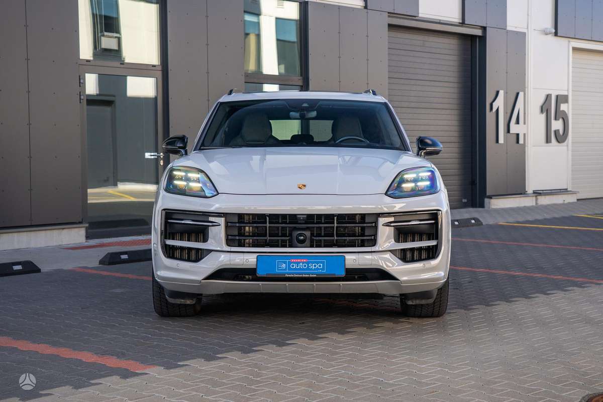 Porsche Cayenne - 7