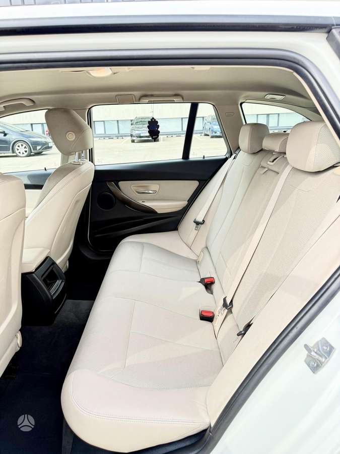 BMW 320, 2.0 l., wagon