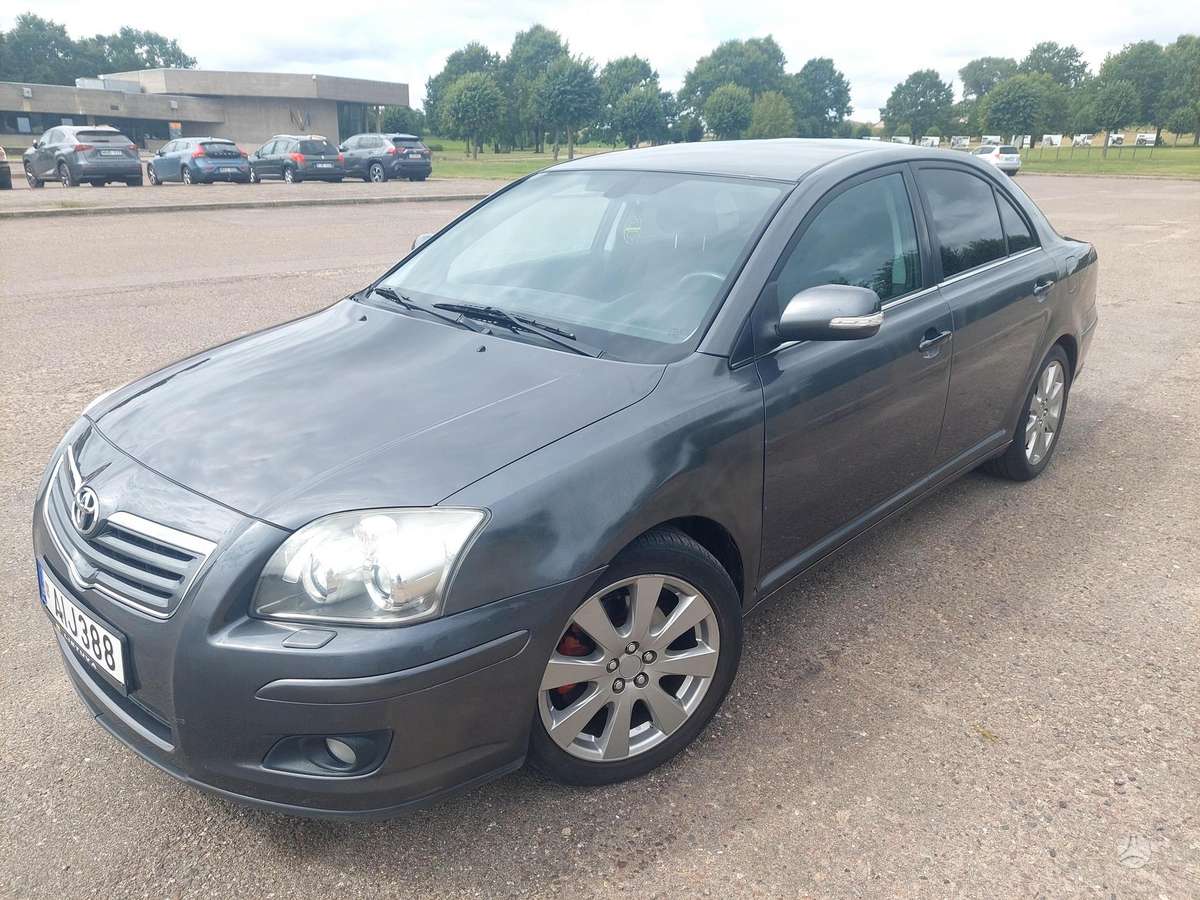 Toyota Avensis - 9