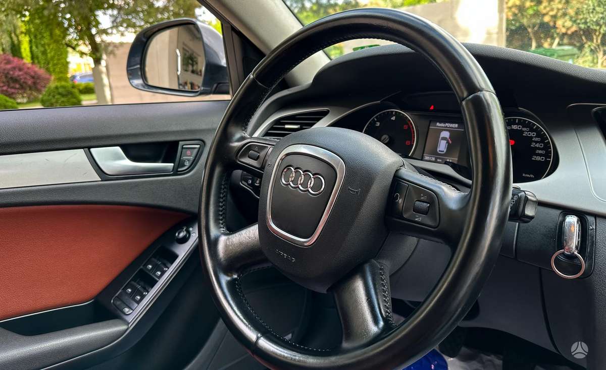 Audi A4, 2.0 l., Универсал