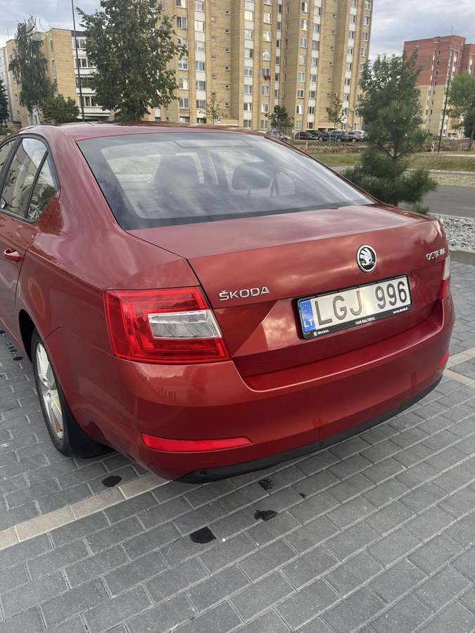 Škoda Octavia - 4