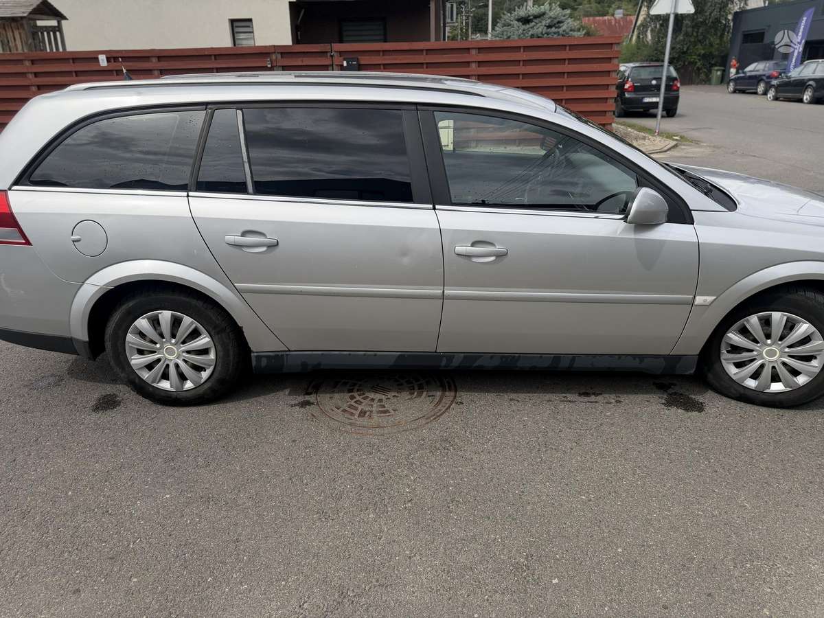 Opel Vectra, 2.2 l., Универсал