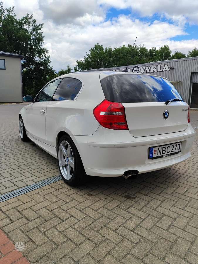 BMW 123, 2.0 l., Хэтчбек
