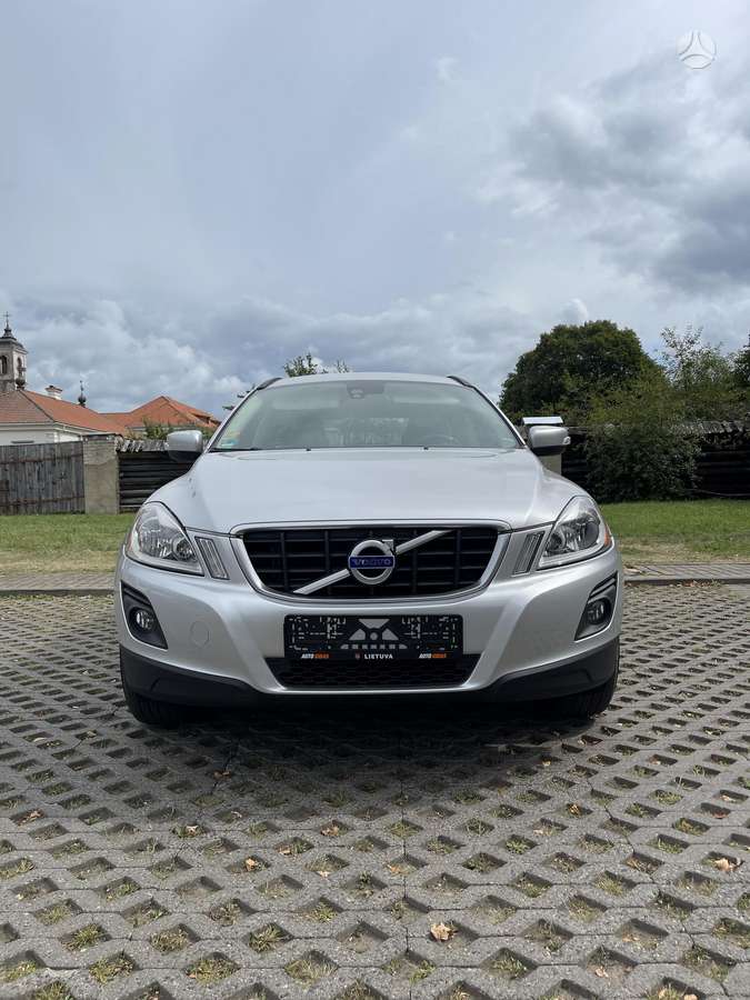 Volvo XC60 - 2