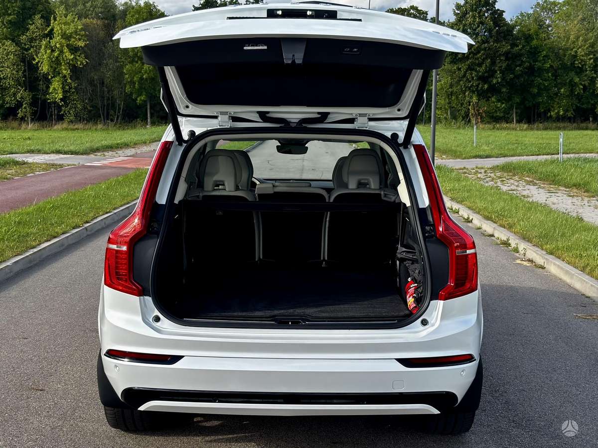 Volvo XC90 - 3