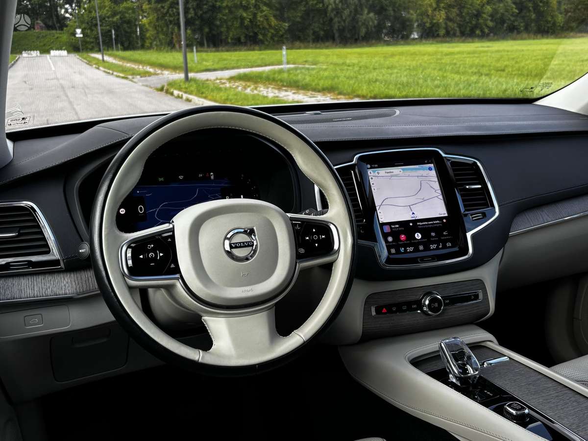 Volvo XC90 - 6