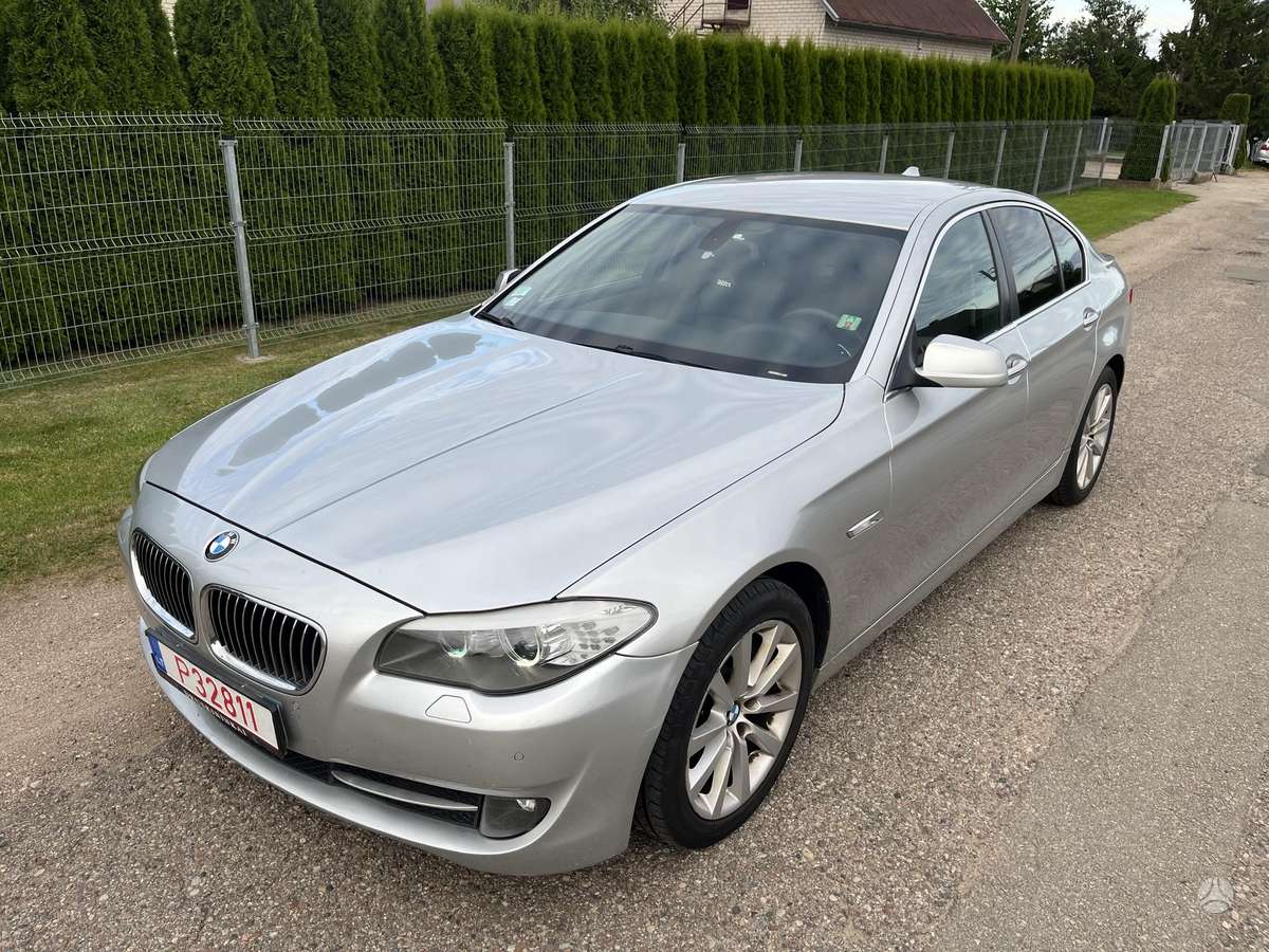 BMW 520, 2.0 l., sedanas