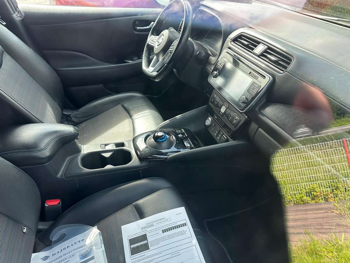 Nissan Leaf, 40 kWh, hatchback