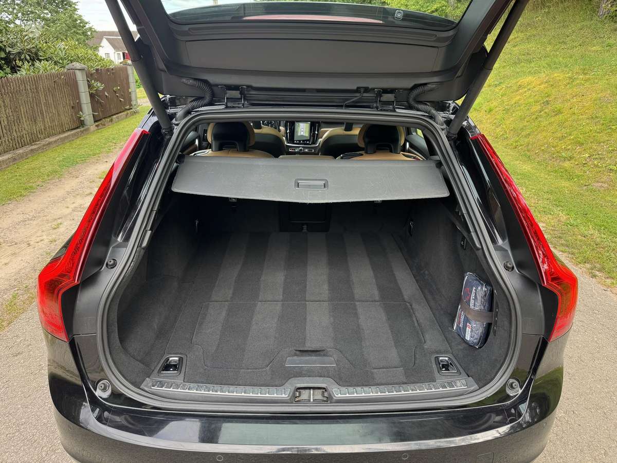 Volvo V90, 2.0 l., wagon