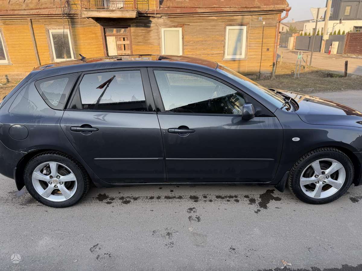 Mazda 3, 1.6 l., hatchback
