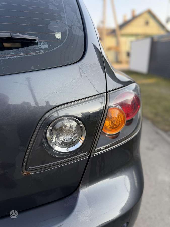 Mazda 3, 1.6 l., hatchback