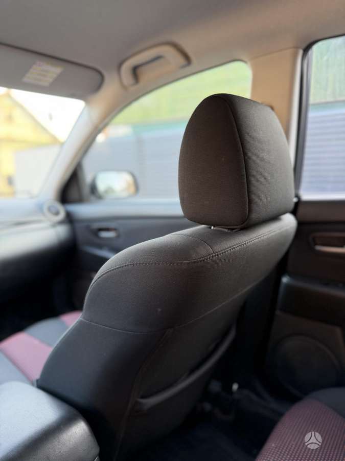 Mazda 3, 1.6 l., Хэтчбек